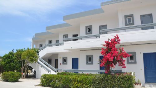 Theologos: Außenansicht der Surf Studios