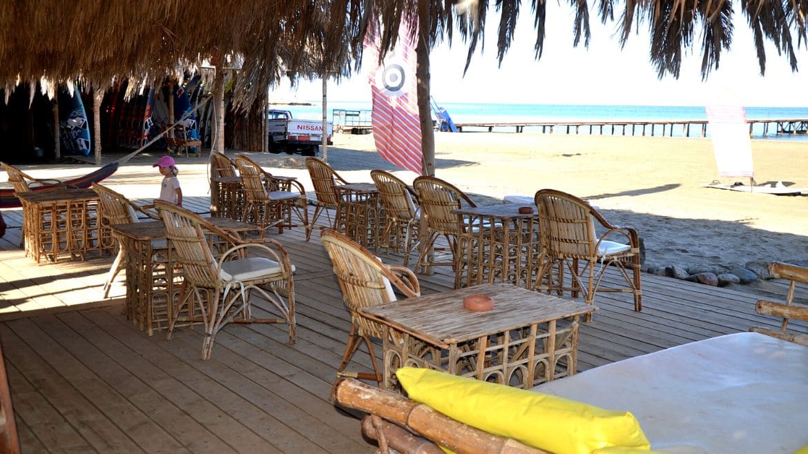 El Naaba: Barbereich der Kite- und Wing/Windsurf Station