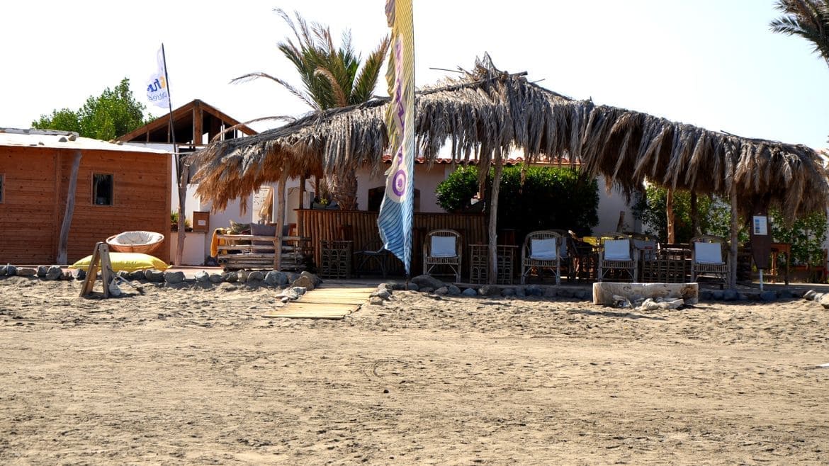 El Naaba: Blick auf die Kite- und Wing/Windsurf Station