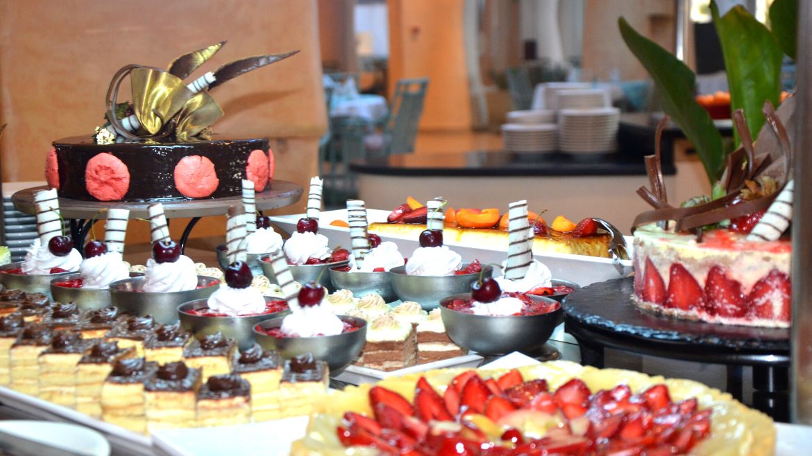 Djerba-Zarzsi: Dessert im Buffetrestaurant