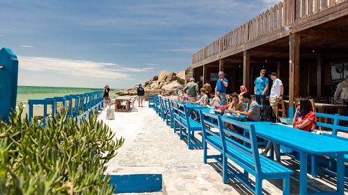 Dakhla: Fischliebhabern empfehlen wir einen Ausflug zur Austernfarm. Dakhla: Fischliebhabern empfehlen wir einen Ausflug zur Austernfarm.