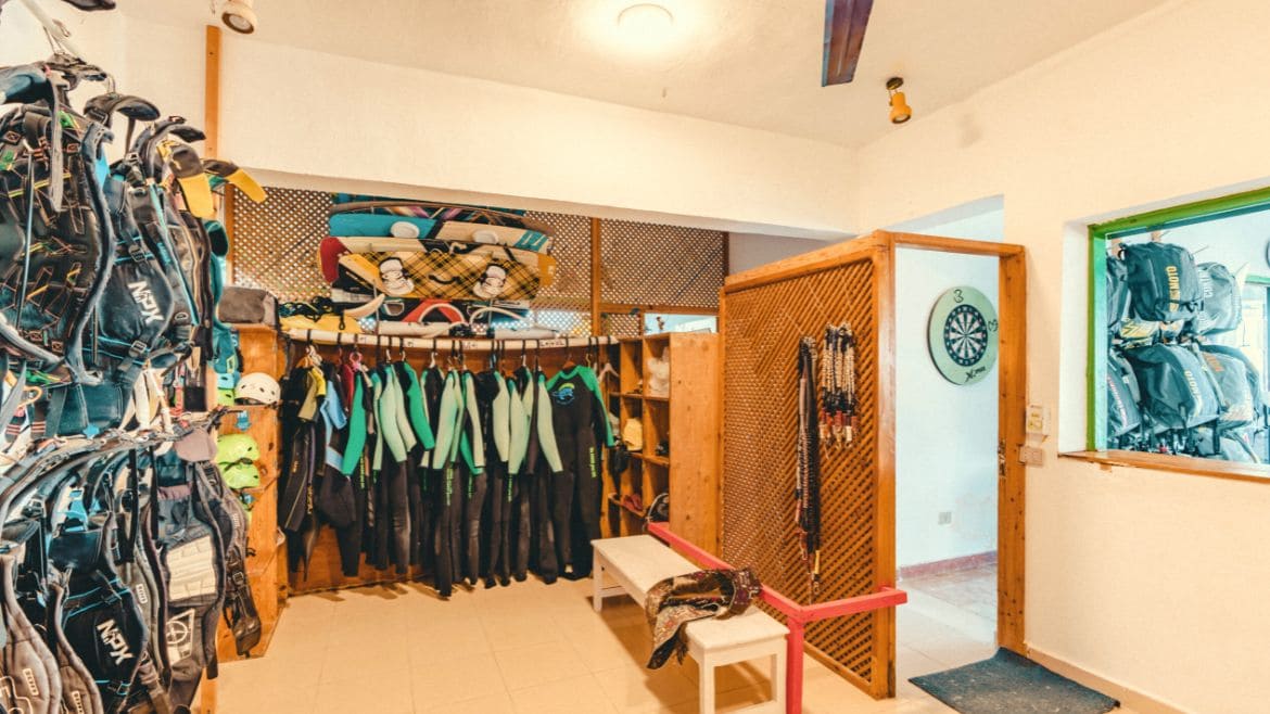 Soma Bay: Die Kite und Wingsurf Station verfügt über ausreichend Material Soma Bay: Die Kite und Wingsurf Station verfügt über ausreichend Material