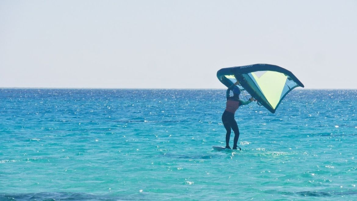 Erfahrene Lehrer führen Dich an das Wingfoilen heran