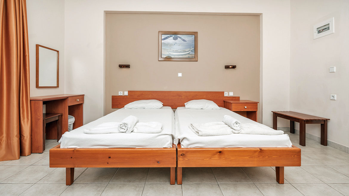 Rhodos Fanes: Die Zimmer bieten Platz für bis zu vier Personen Rhodos Fanes: Die Zimmer bieten Platz für bis zu vier Personen