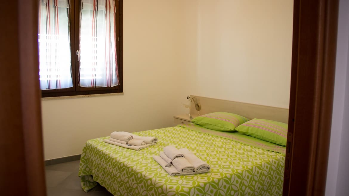 Marsala: Doppelbett im Surfer Appartements Marsala: Doppelbett im Surfer Appartements