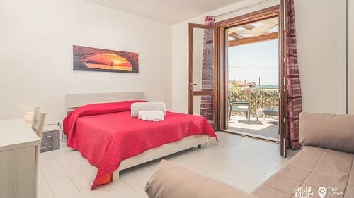 Marsala: Doppelbett im Superiorzimmer