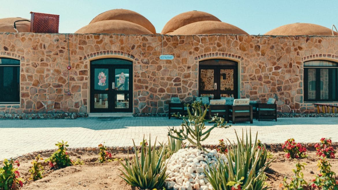 Hamata: Restaurant-Eingang Hamata: Restaurant-Eingang