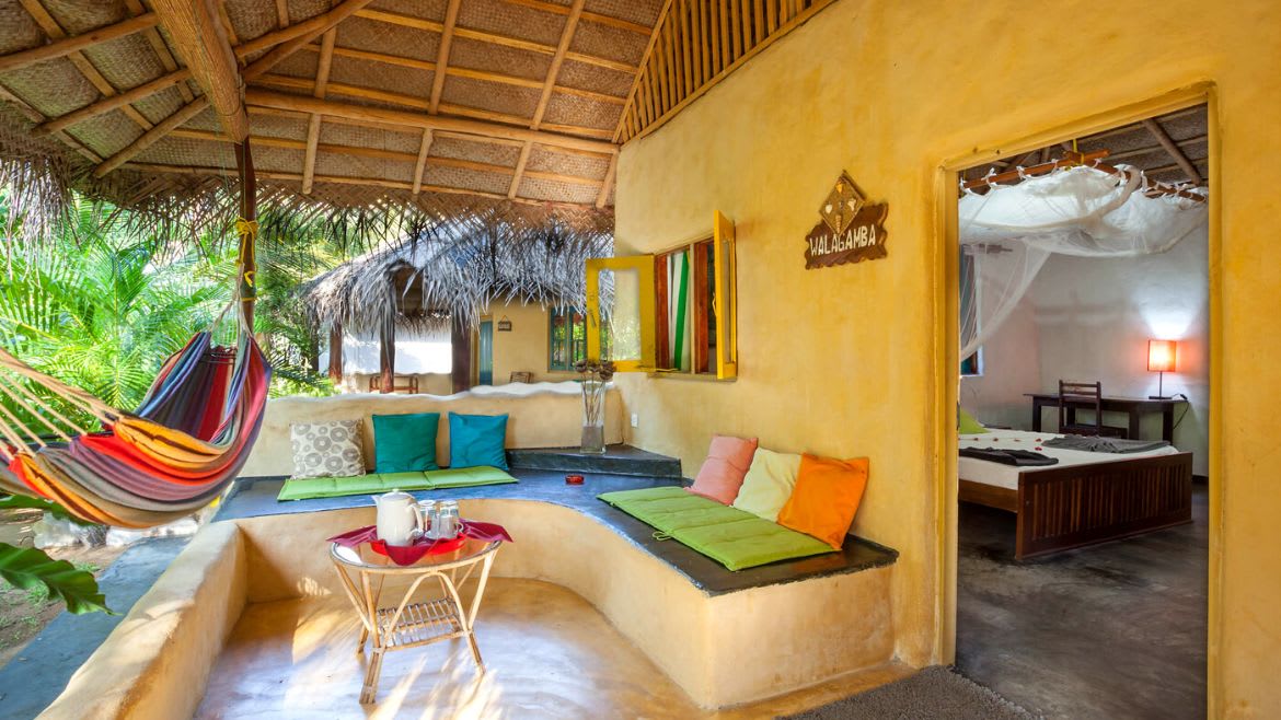 Kalpitiya: Terrasse der Surf Cabanas