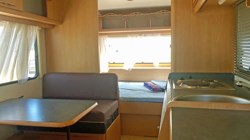 Ulcinj: Essbereich der Standard Wohnwagen Ulcinj: Essbereich der Standard Wohnwagen