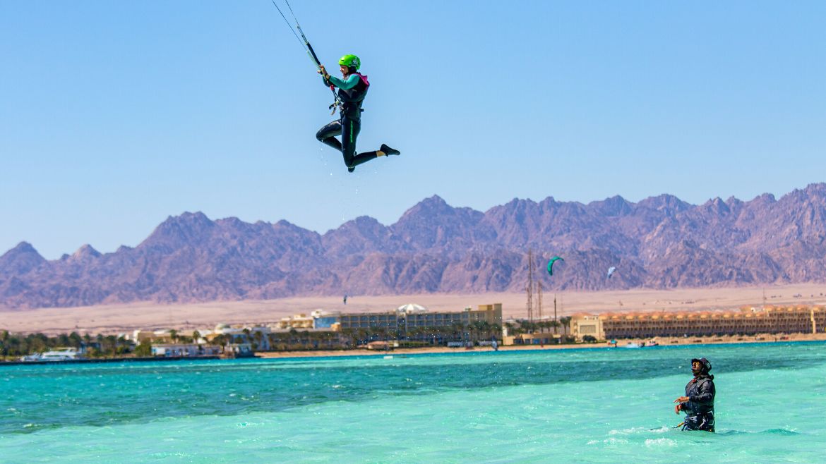 Soma Bay: Flugübungen dürfen natürlich auch nicht fehlen Soma Bay: Flugübungen dürfen natürlich auch nicht fehlen