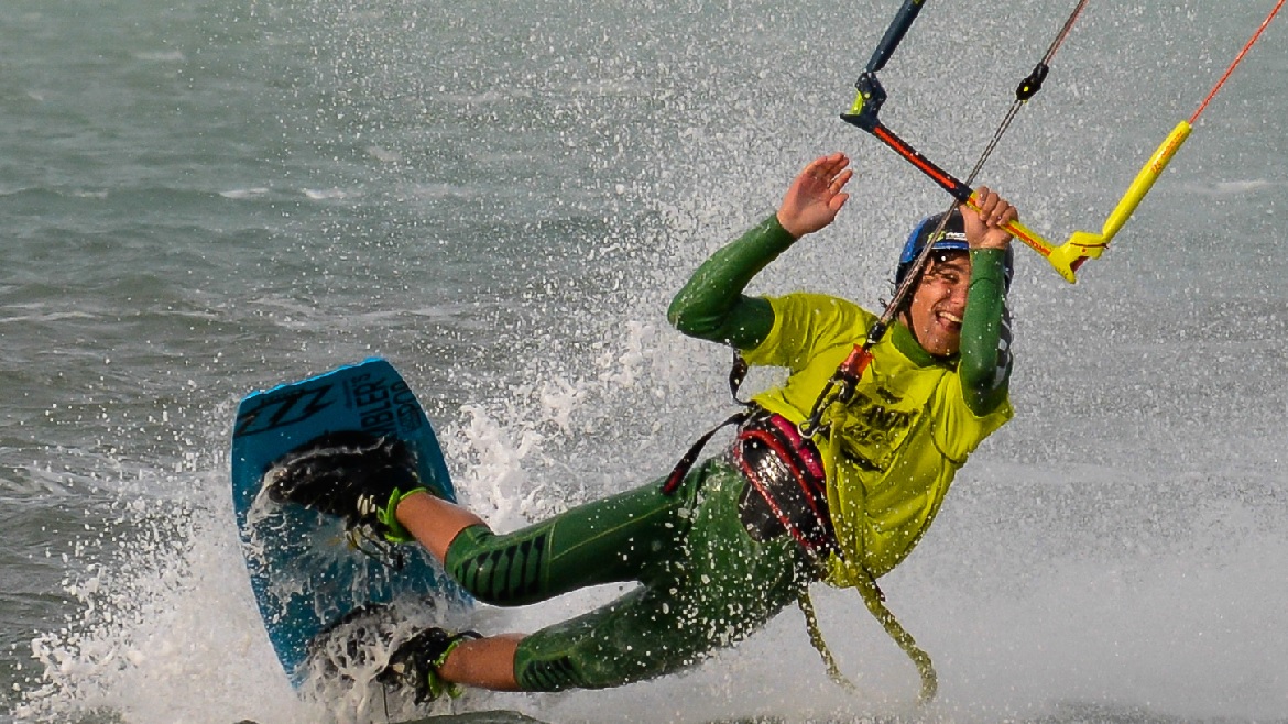 Hamata: Freestyle an der Kitesurfstation