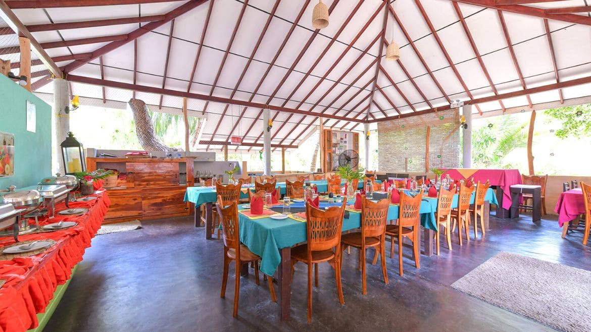 Kalpitiya: Gemütliche Atmosphäre im Restaurant