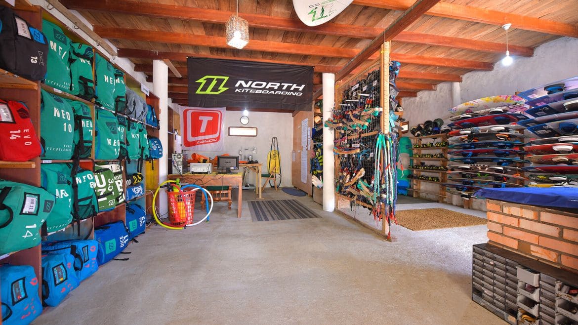 Kitesurfen: Unsere Stationen arbeiten immer mit top Material