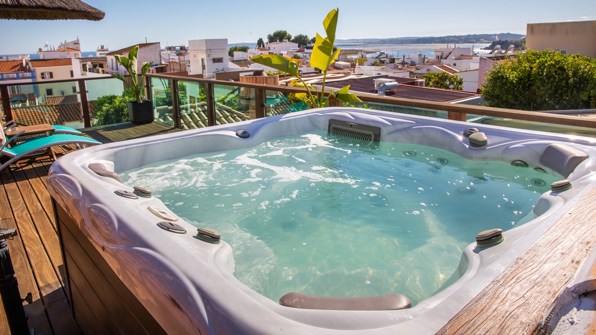 Algarve: Jacuzzi im Kitehaus Algarve: Jacuzzi im Kitehaus