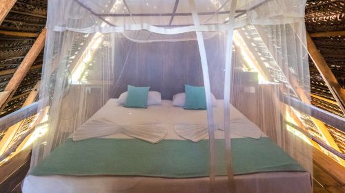 Kingsize-Bett im oberen Stock