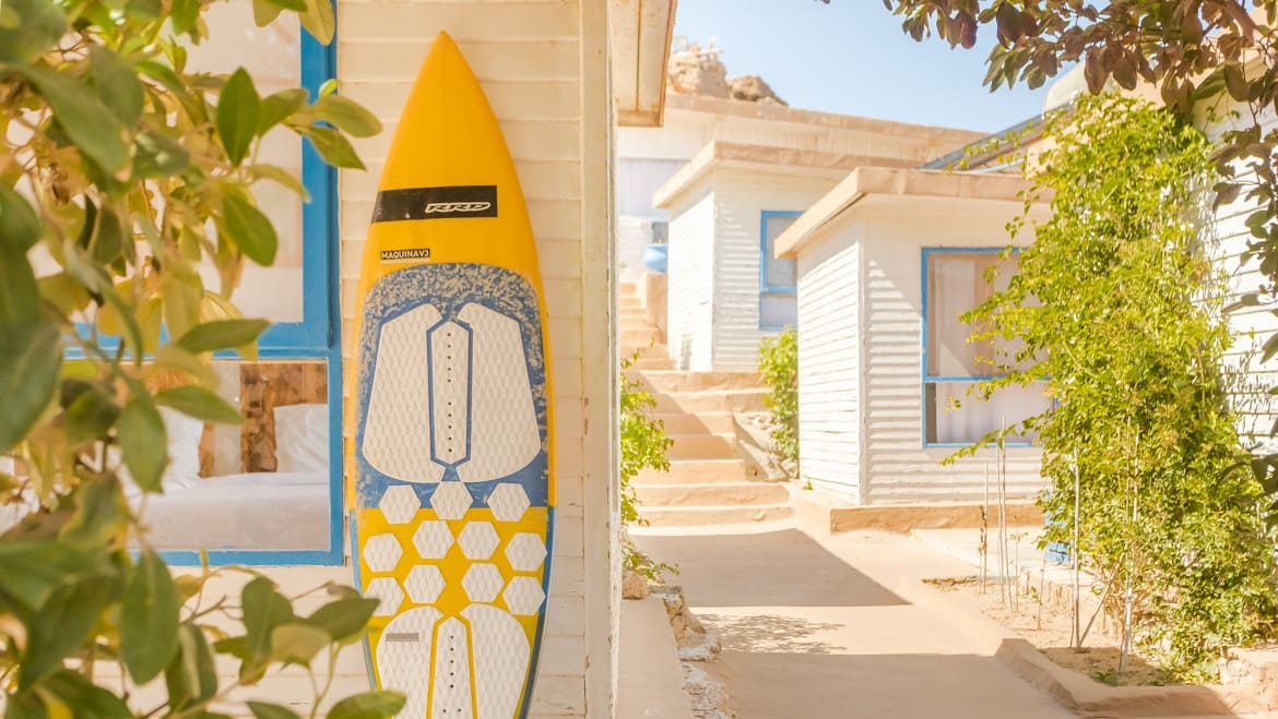 Dakhla: Die Bungalows des Kite- und Wingsurf Camps Dakhla: Die Bungalows des Kite- und Wingsurf Camps