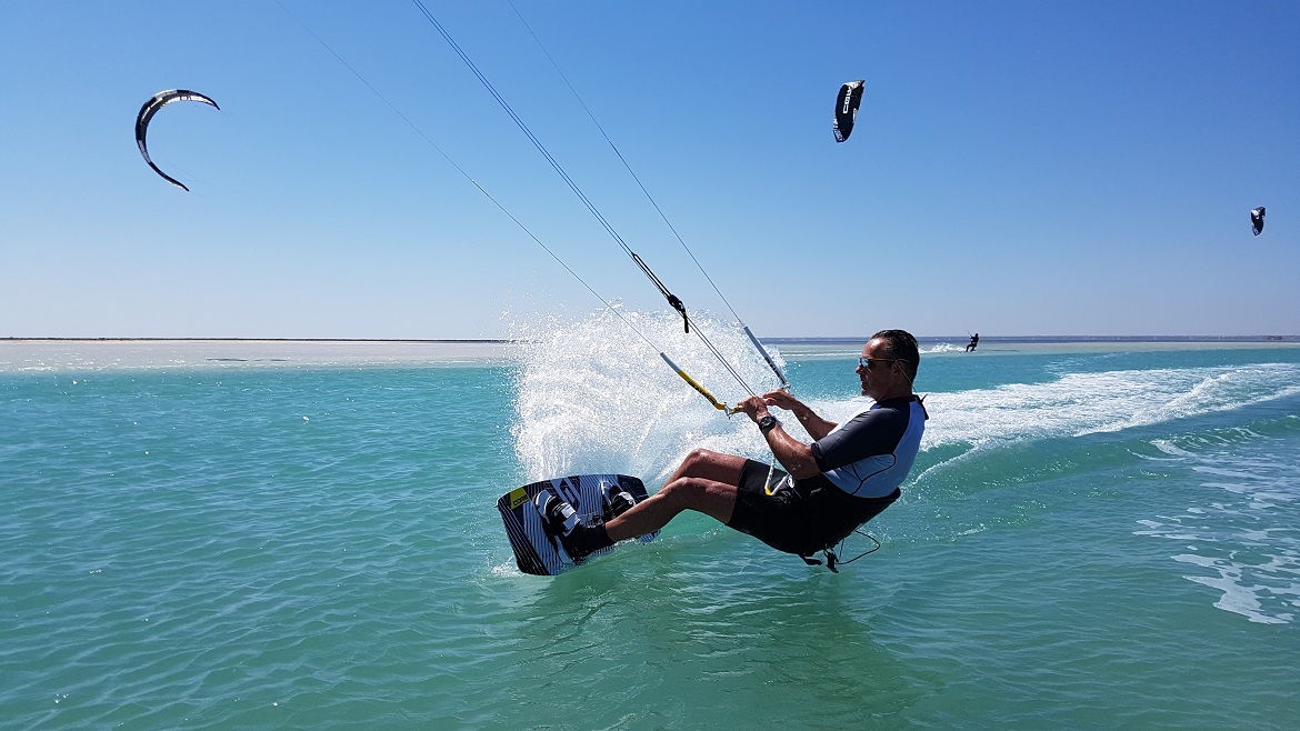 Djerba-Zarzis: Kiten ohne Ende Djerba-Zarzis: Kiten ohne Ende