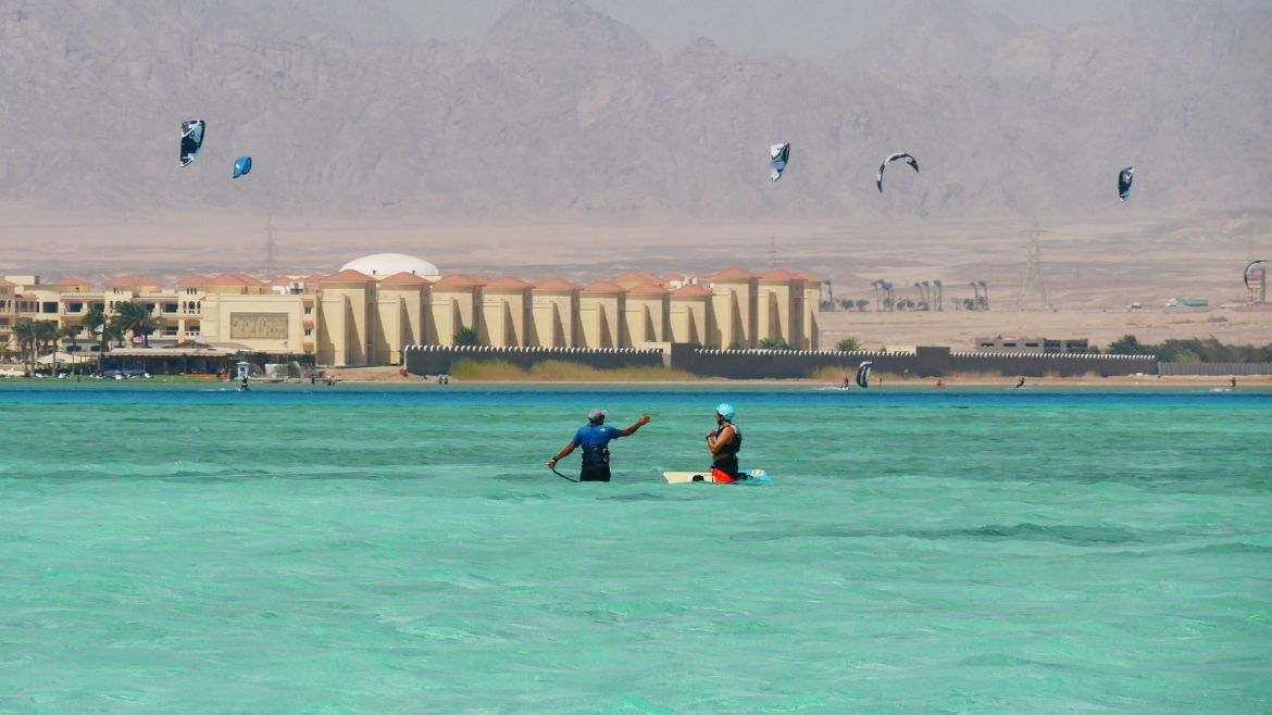 Kitesurfen an einem optimalen Lernrevier
