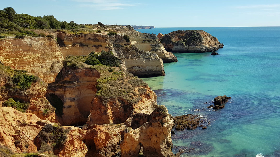 Algarve: Atemberaubende Klippen in der Nähe des Kite Camps Algarve: Atemberaubende Klippen in der Nähe des Kite Camps
