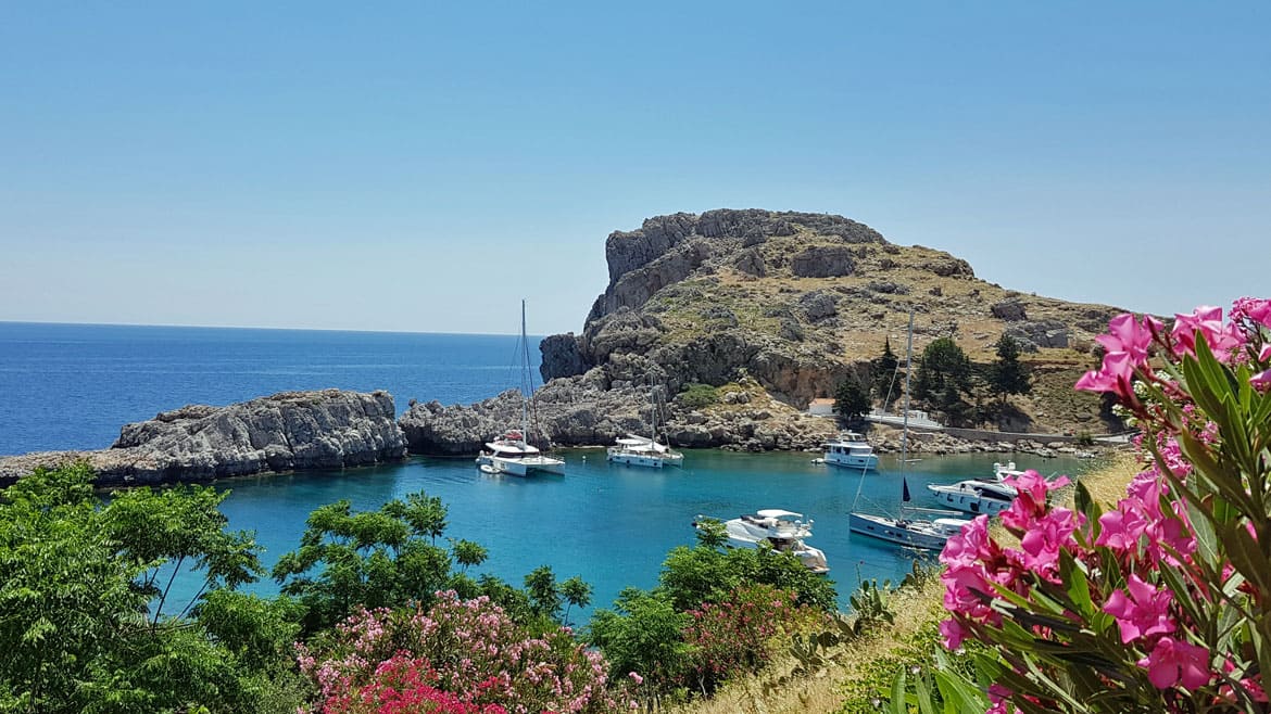Fanes: Blick auf Lindos. Fanes: Blick auf Lindos.