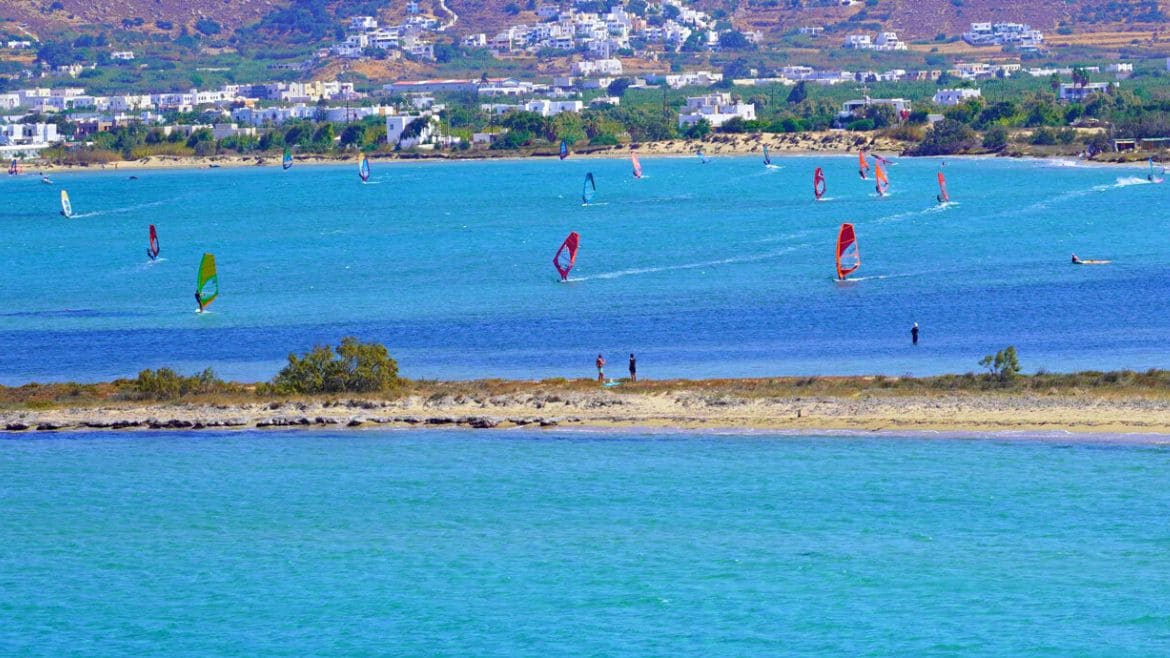 Naxos: Platz ohne Ende Naxos: Platz ohne Ende