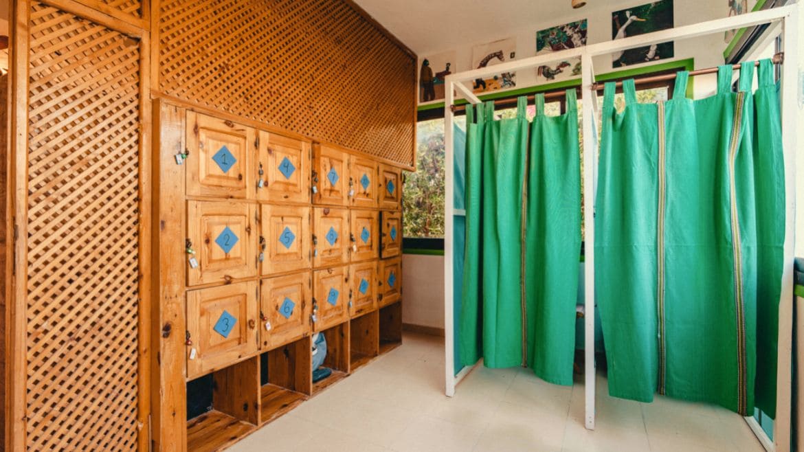 Soma Bay: Schließfächer und Umkleide in der Station 