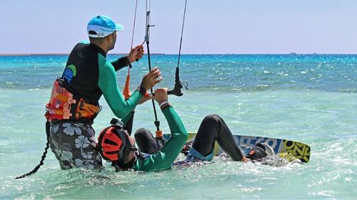 Informationen: Kitesurfen lernen