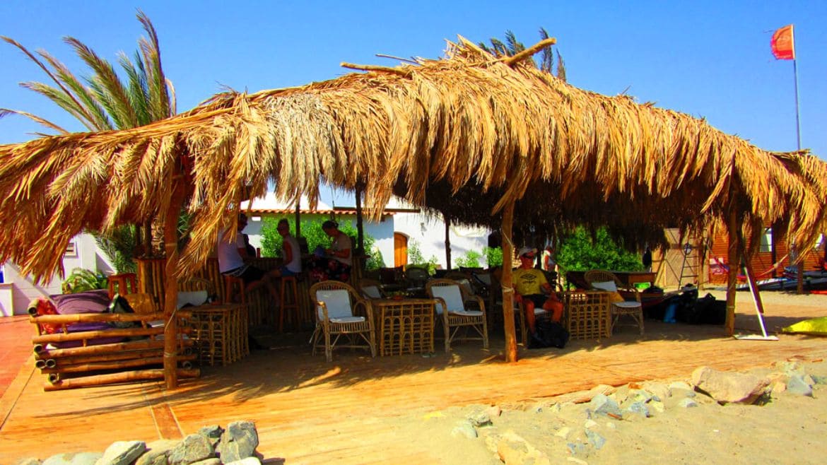 El Naaba: Strandbar der Kite- und Wing/Windsurf Station