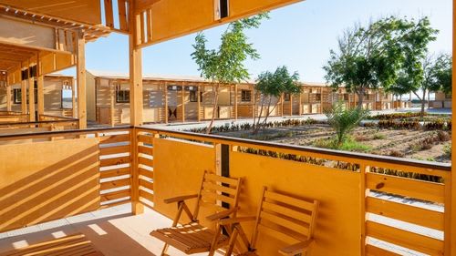Hamata: Terrasse des Kite Camps