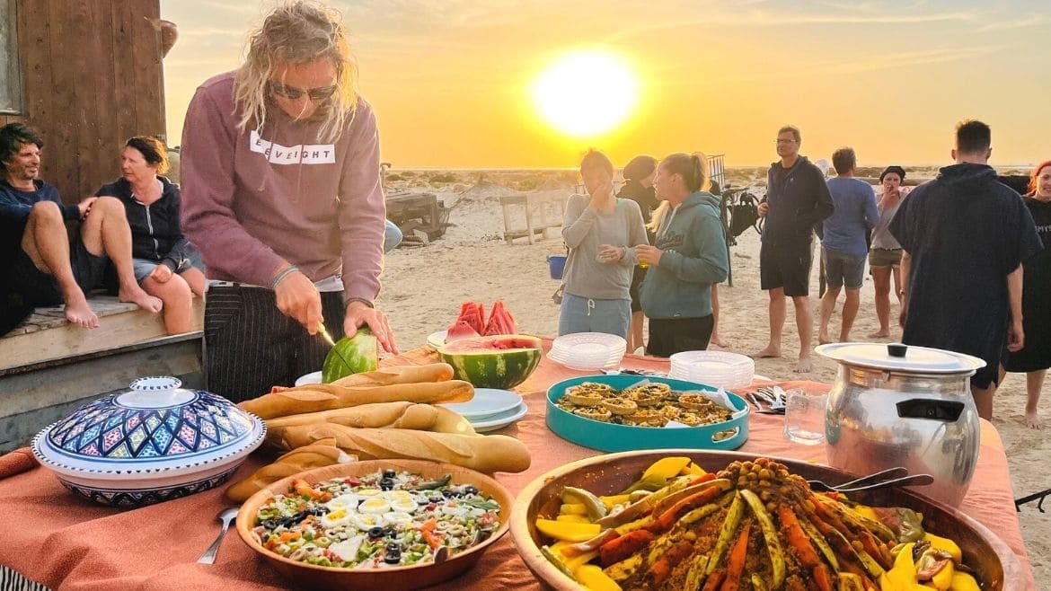 Djerba-Zarzis: Grillabend mit den Teilnehmern des Kite Camps Djerba-Zarzis: Grillabend mit den Teilnehmern des Kite Camps