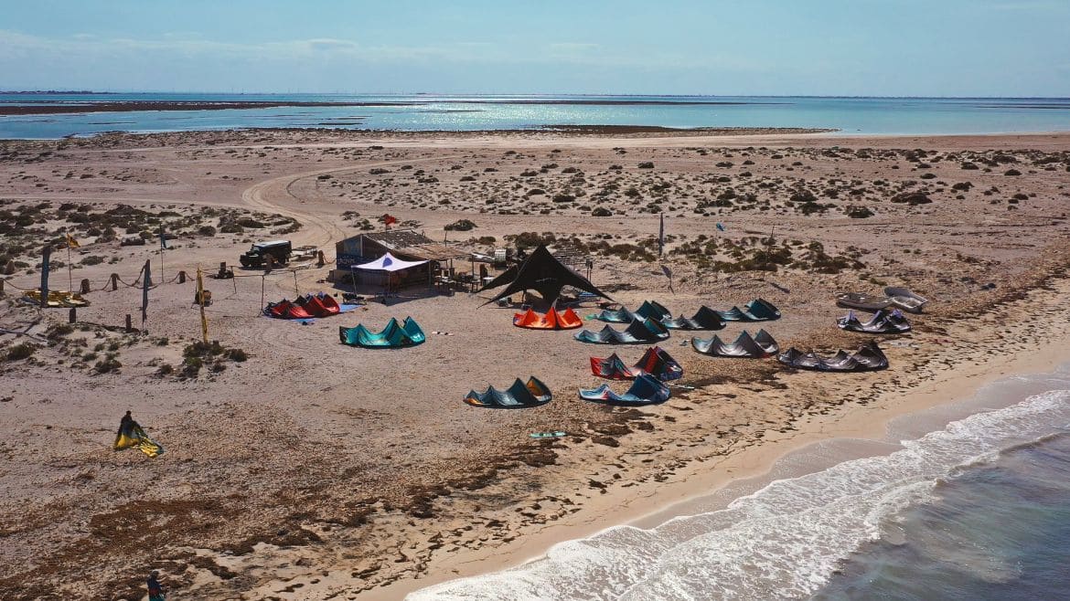 Zarzis: Übersicht der Station und Blick auf die Lagune Zarzis: Übersicht der Station und Blick auf die Lagune