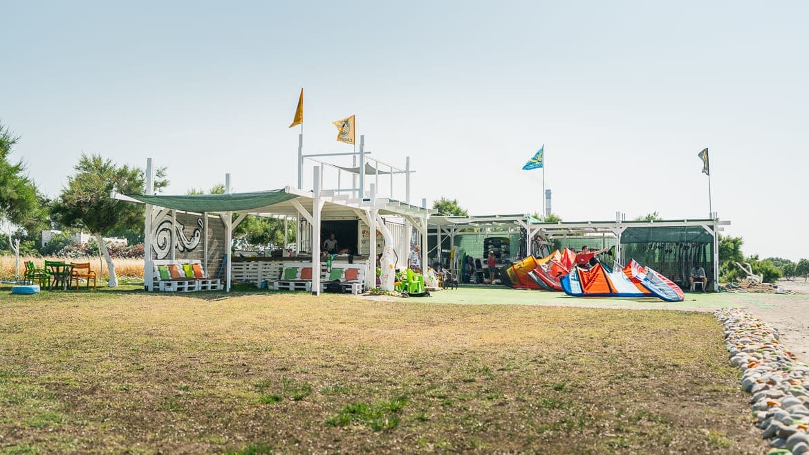 Rhodos Theologos: Unsere Kite- und Wing/Windsurf Station Rhodos Theologos: Unsere Kite- und Wing/Windsurf Station