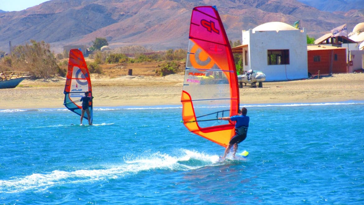 El Naaba: Windsurfer kommen voll auf ihre Kosten an der Station El Naaba: Windsurfer kommen voll auf ihre Kosten an der Station