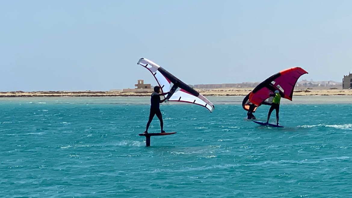 El Naaba: Wingsurfer in El Naaba