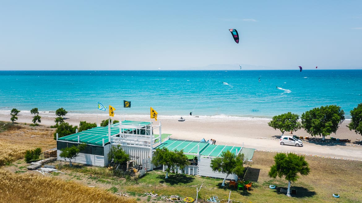 Rhodos Theologos: Die Kite- und Wing/Windsurf Station bietet top Bedingungen Rhodos Theologos: Die Kite- und Wing/Windsurf Station bietet top Bedingungen