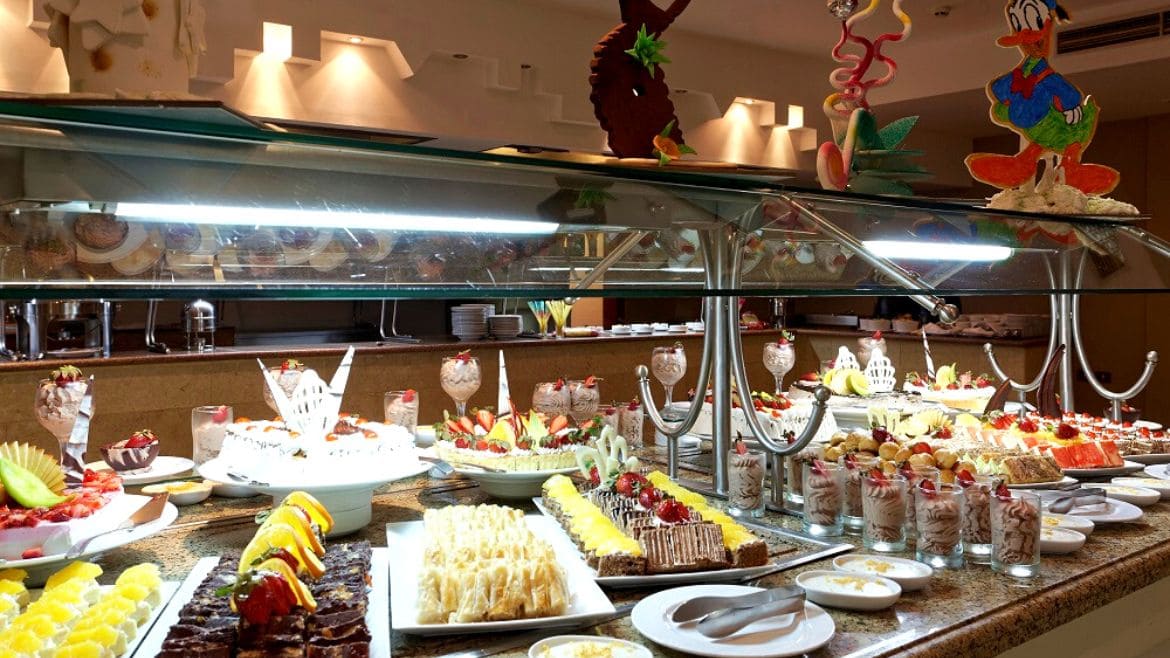 El Naaba: Tolle Süßspeisen im Buffetrestaurant El Naaba: Tolle Süßspeisen im Buffetrestaurant