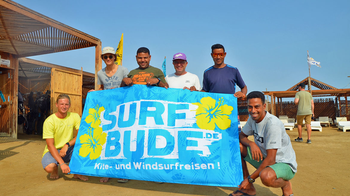 Hamata: Das Surfbude-Team an der Kitesurfstation