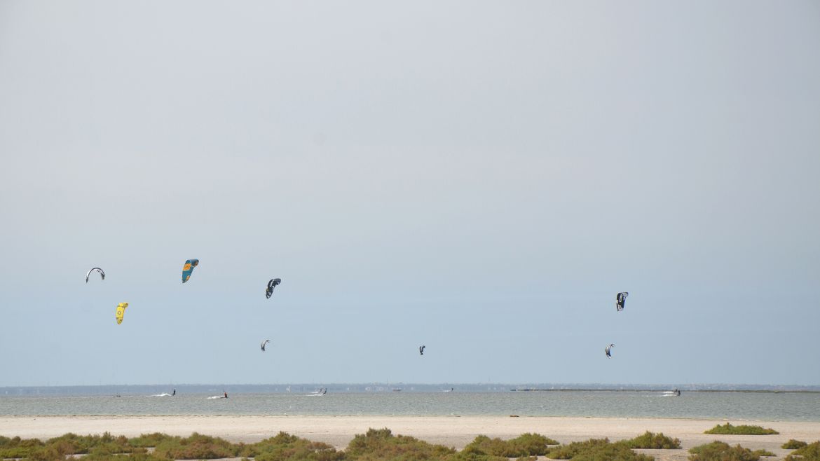 Djerba-Zarzis: Downwinder zur Lagune während des Kite Camps  