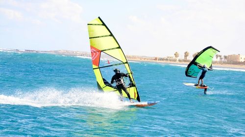El Naaba: Wing- und Windsurfen in El Naaba