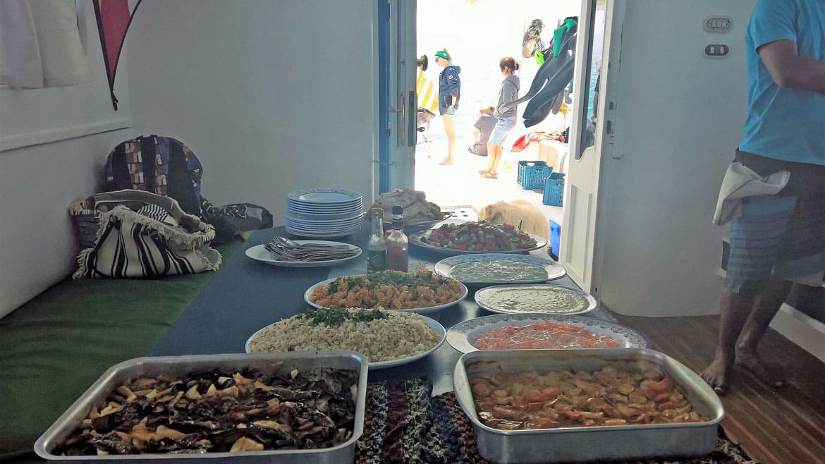 Soma Bay: Wunderbares Essen auf dem Kite Boot