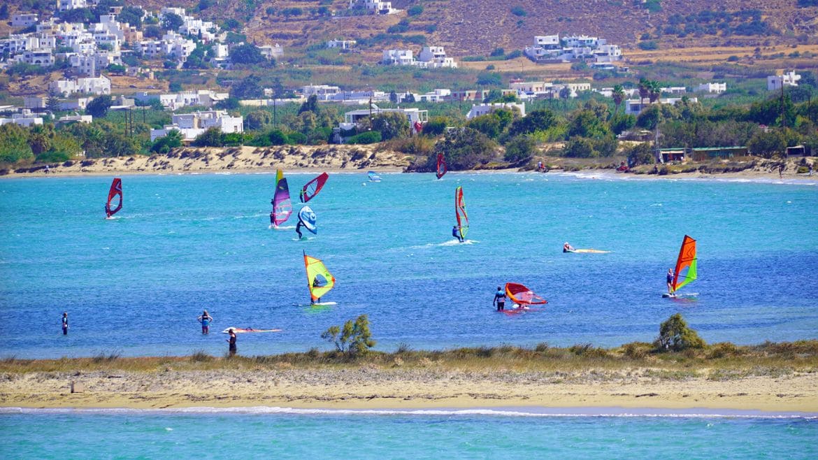 Naxos: Wing- und Windsurfen an der Station 
