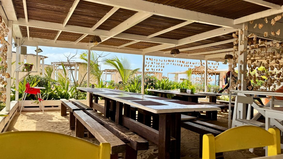 Boa Vista: Direkt neben der Station befindet sich ein Beachrestaurant