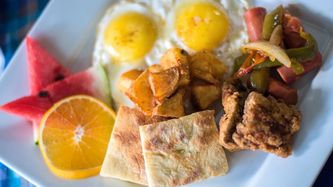 Tobago: Frühstück im Hotel 