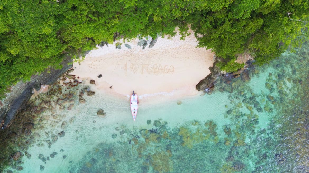 Tobago: Tobago verfügt über viele kleine versteckte Buchten und Strände